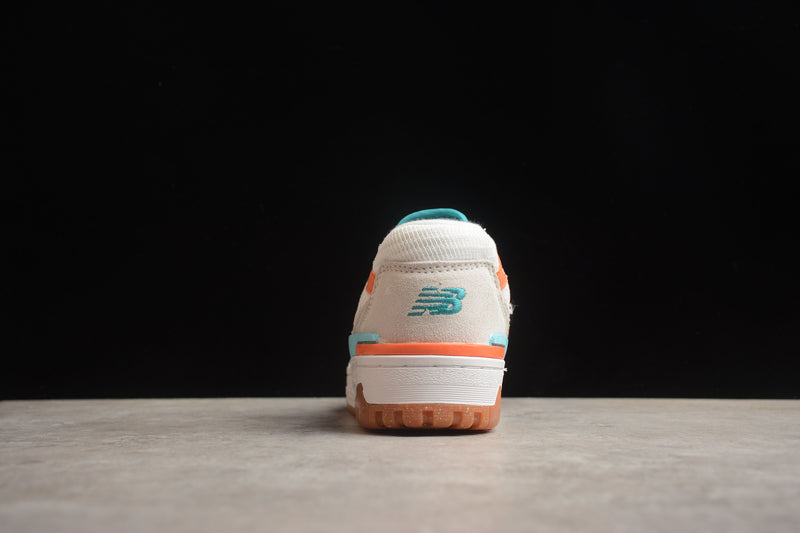 Tênis New Balance NB550
