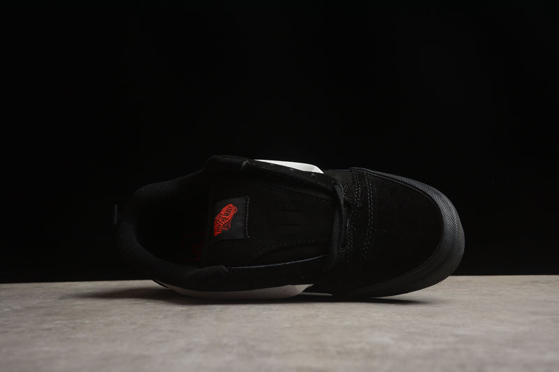 Tênis Vans Classic Knu Skool Vr3