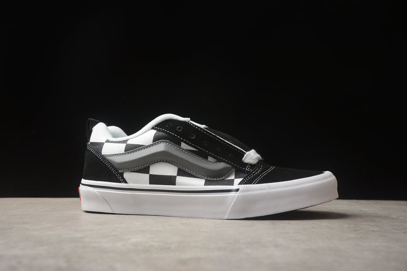 Tênis Vans Classic Knu Skool Vr3