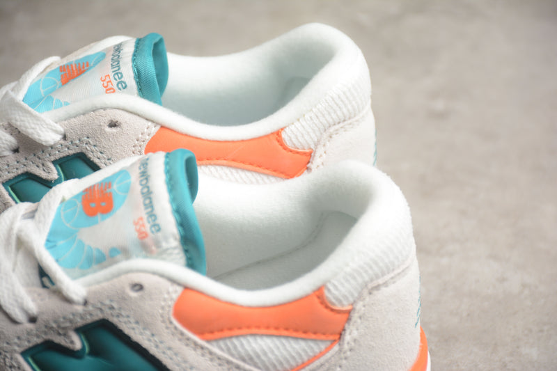 Tênis New Balance NB550