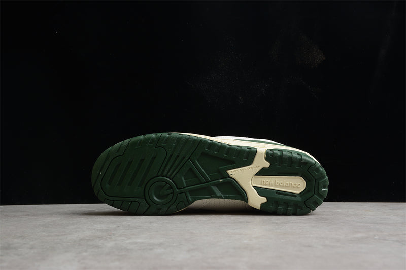 Tênis New Balance x Aimé Leon Dore NB550